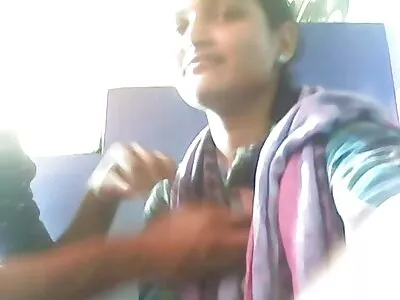 டிக் அடிட் வீடியோ (அட்ரியானா ஃபாஸ்ட்)